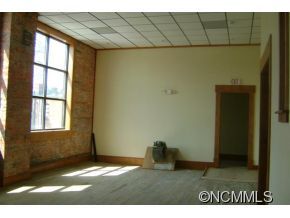 36 & 38 South Broad Street, Brevard, NC 28712